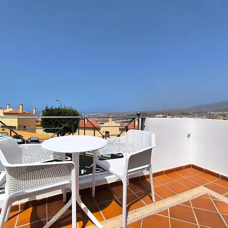 Beautiful - 4 Bedrooms, Heated Pool, Fibre Net, 2 Priv Car Park Places, Tv Channels *