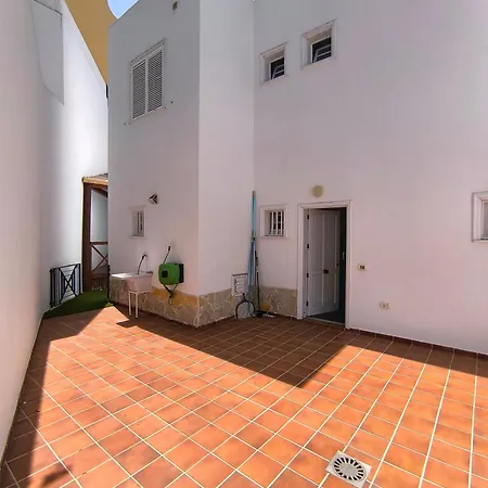 Beautiful - 4 Bedrooms, Heated Pool, Fibre Net, 2 Priv Car Park Places, Tv Channels * Costa Adeje (Tenerife)