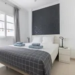 Beautiful - 4 Bedrooms, Heated Pool, 2 Priv Car Park Places, Fibre Net, Ps5, Tv Channels Willa Costa Adeje (Tenerife)
