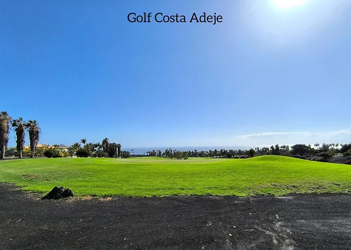 Beautiful - 4 Bedrooms, Heated Pool, 2 Priv Car Park Places, Fibre Net, Ps5, Tv Channels Costa Adeje (Tenerife)