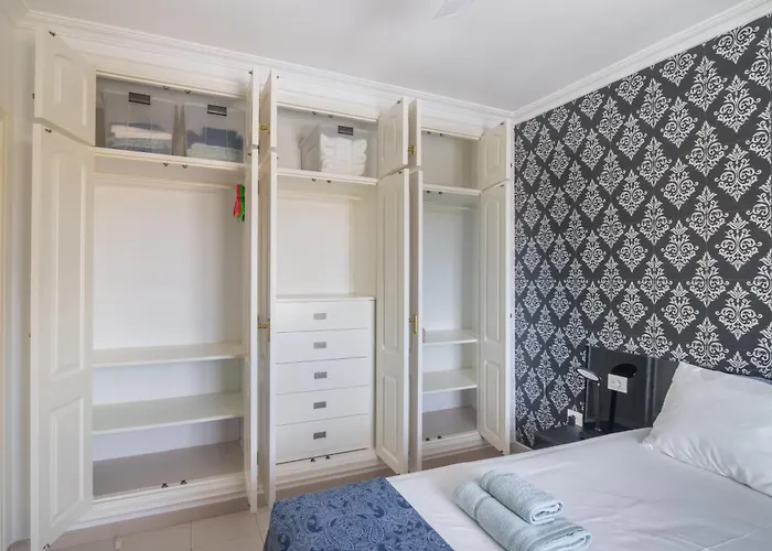 Willa Beautiful - 4 Bedrooms, Heated Pool, 2 Priv Car Park Places, Fibre Net, Ps5, Tv Channels *