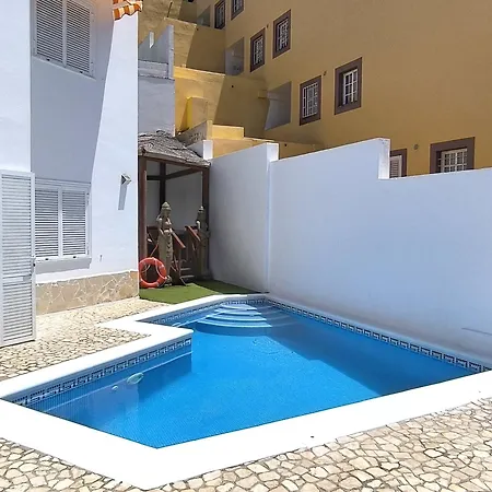 Villa Beautiful - 4 Bedrooms, Heated Pool, 2 Priv Car Park Places, Fibre Net, Ps5, Tv Channels