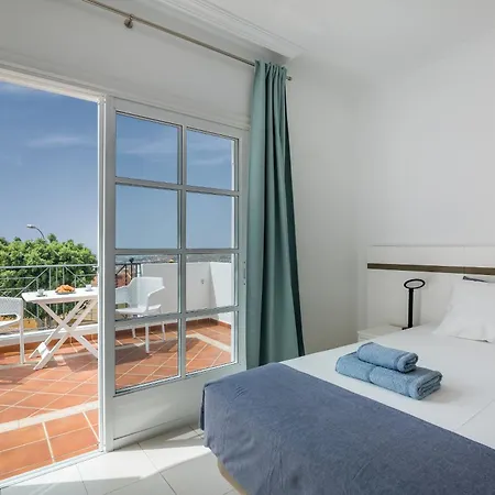 Villa Beautiful - 4 Bedrooms, Heated Pool, 2 Priv Car Park Places, Fibre Net, Ps5, Tv Channels Costa Adeje (Tenerife)